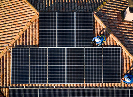 Panneaux solaires : 7 avantages pour votre maison autour de Nîmes